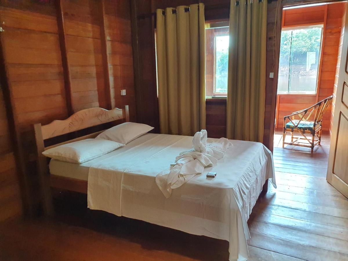 Amazon Arowana Lodge Careiro Exteriér fotografie