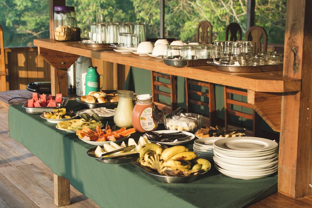 Amazon Arowana Lodge Careiro Exteriér fotografie