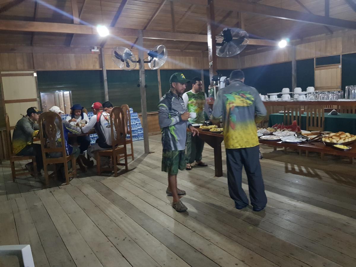 Amazon Arowana Lodge Careiro Exteriér fotografie