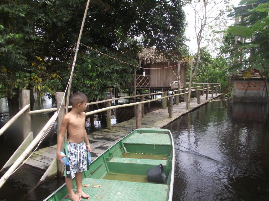Amazon Arowana Lodge Careiro Exteriér fotografie